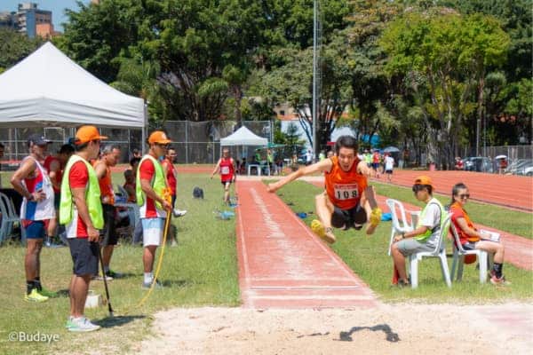 Salto em Distância (M50): Rui Lyu Komi com marca de 5,24m.